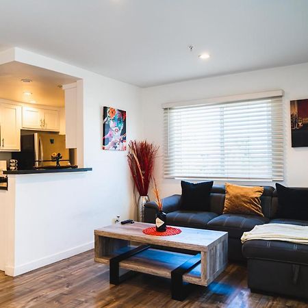 Modern Remodeled 1-Bedroom Close To Hollywood Walk Of Fame With Parking 로스앤젤레스 외부 사진