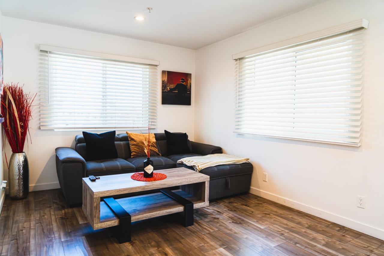 Modern Remodeled 1-Bedroom Close To Hollywood Walk Of Fame With Parking 로스앤젤레스 외부 사진