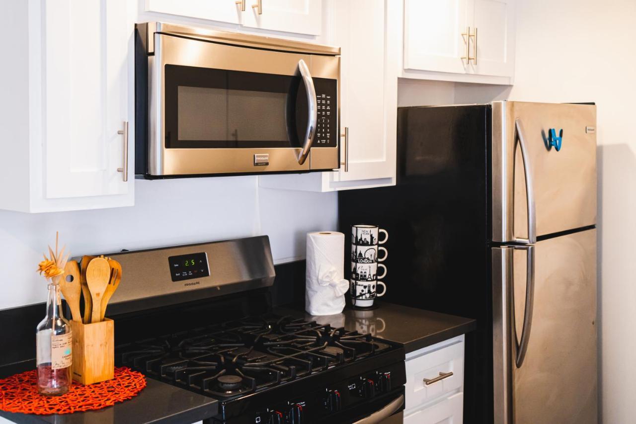 Modern Remodeled 1-Bedroom Close To Hollywood Walk Of Fame With Parking 로스앤젤레스 외부 사진